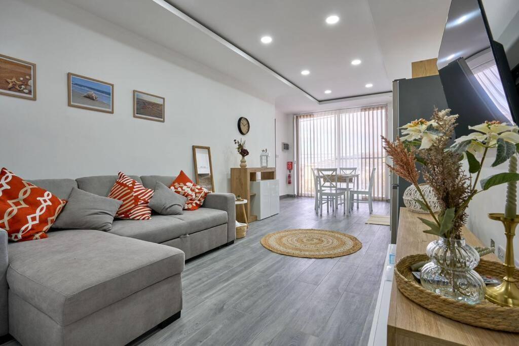 Apartment Two Bedroom In Xemxija,
